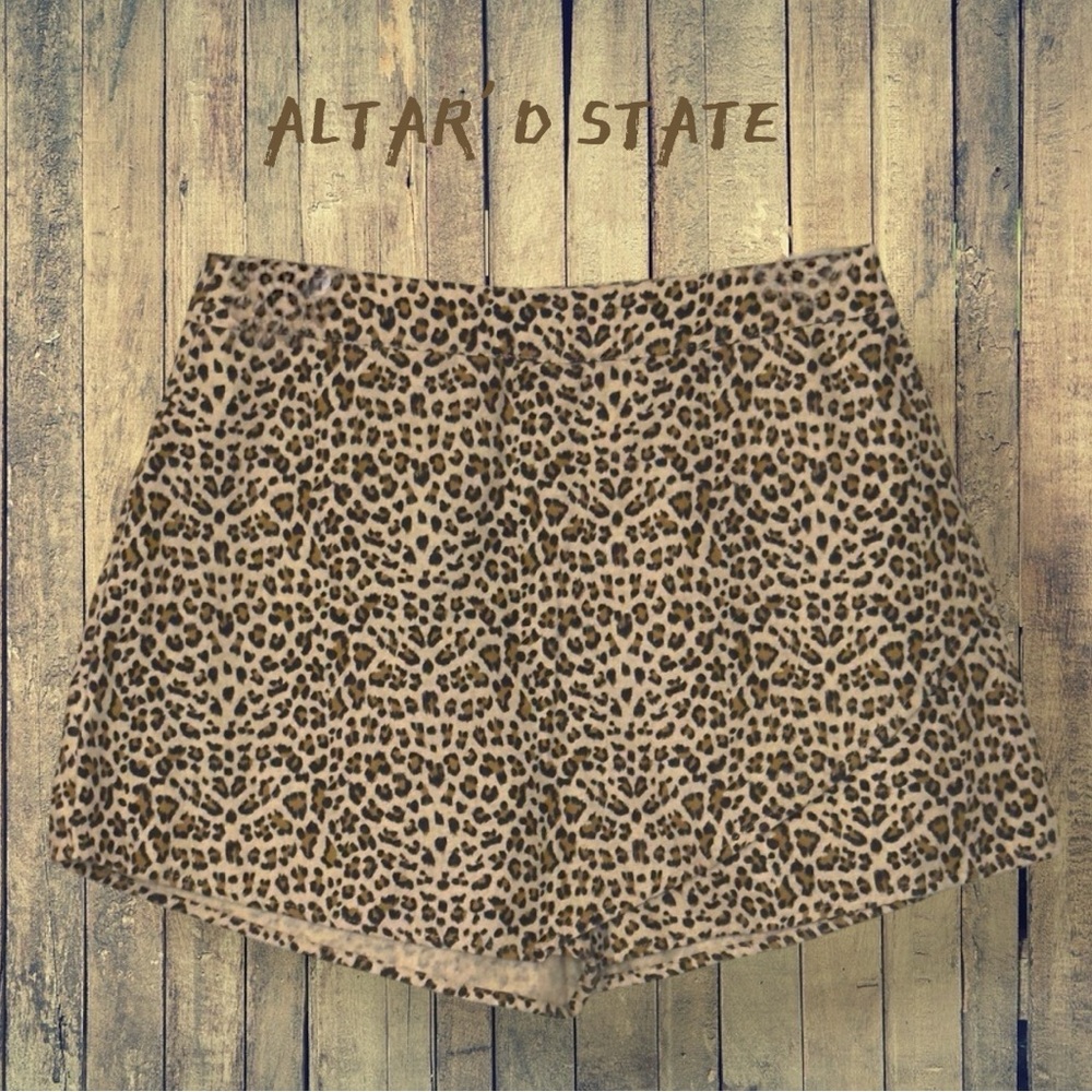 Altar'd State Leopard Print Skort